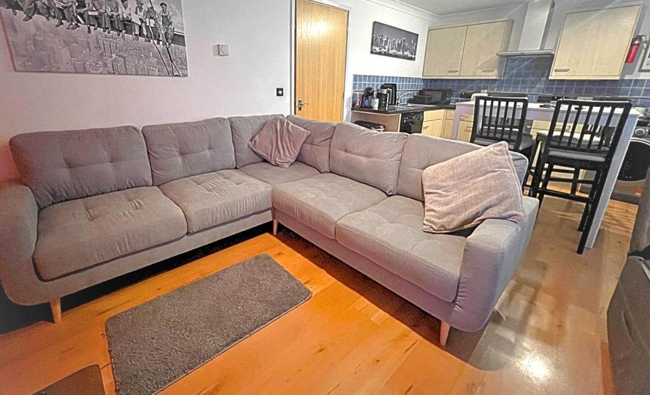 Stylish 2 Bedroom Apartment, Central Exeter, Parking On Site Εξωτερικό φωτογραφία